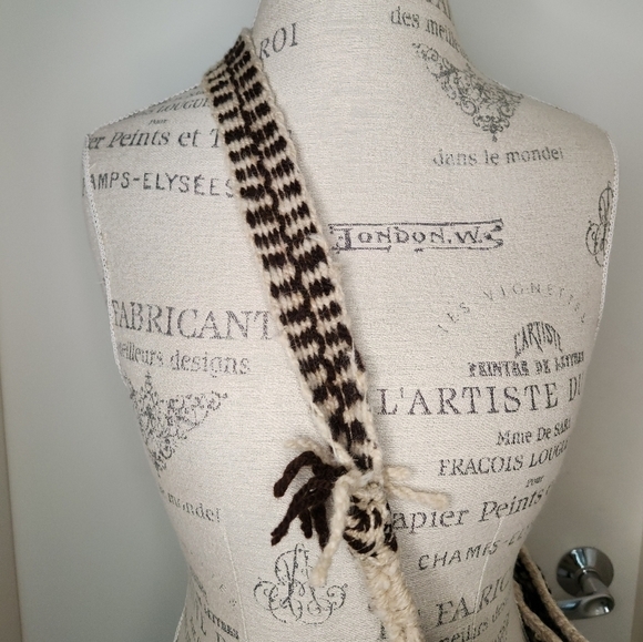 Vintage Handknit Morral Shoulder Bag - Picture 6 of 11